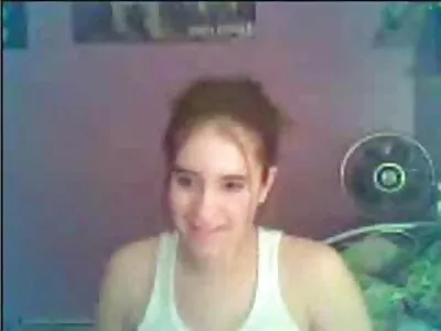 Una ragazza con delle belle tette fa film hard con vecchi un pompino