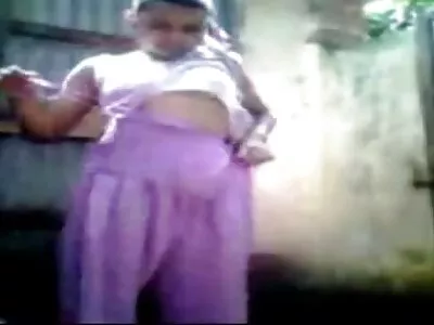Fidanzata fa vecchie stuprate porno una gola profonda e mi lecca le palle
