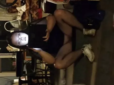 La famiglia video porno di vecchie zoccole Adams
