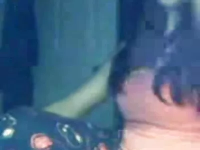 Ragazza asiatica con grandi tette porno anziana che fa un pompino POV