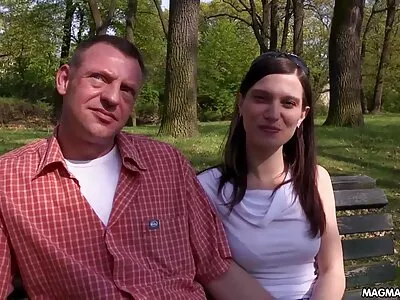 Sweet College ama succhiare il cazzo porno con anziane la sera