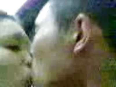 Strisce brune calde vecchi film porno in webcam
