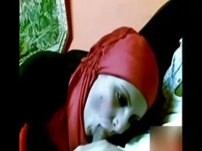 Una ragazza viene scopata sesso anziani gay alla pecorina